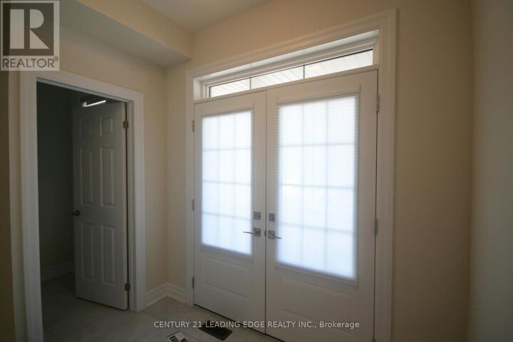 Property Photo:  39 Ed Ewert Avenue  ON L1B 1G9 