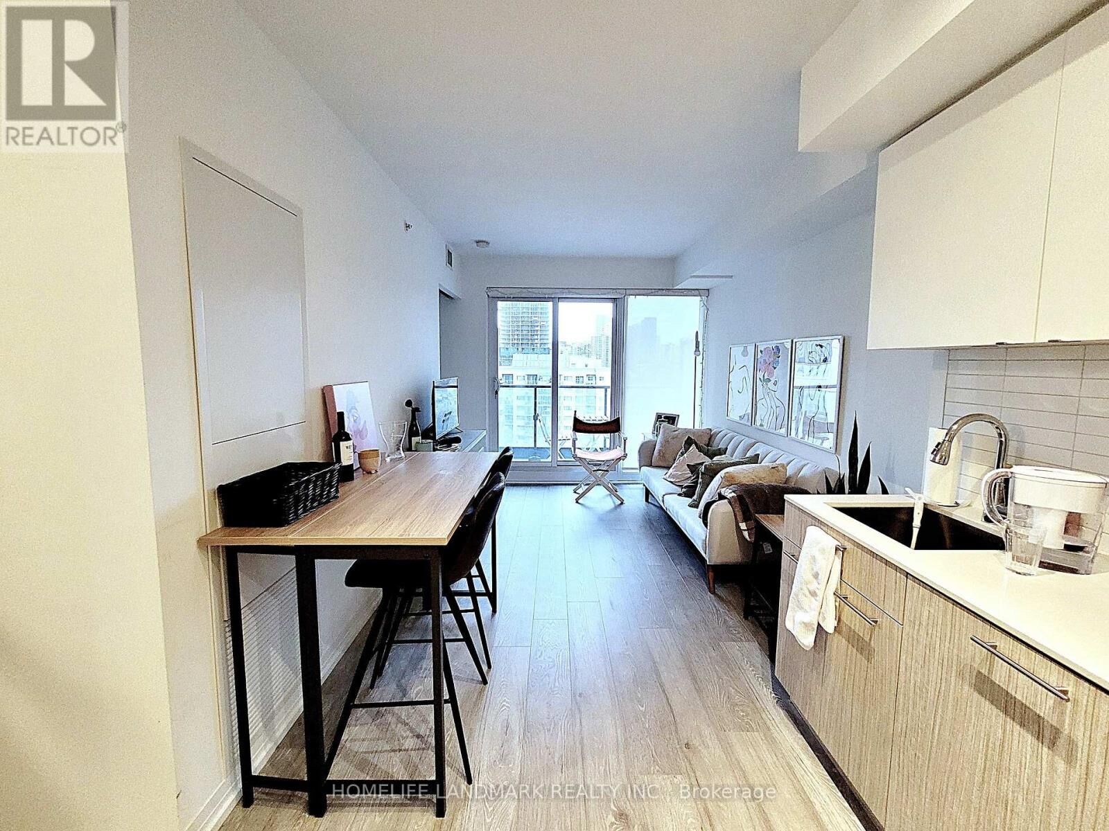Property Photo:  251 Jarvis Street 1103  ON M5B 0C3 