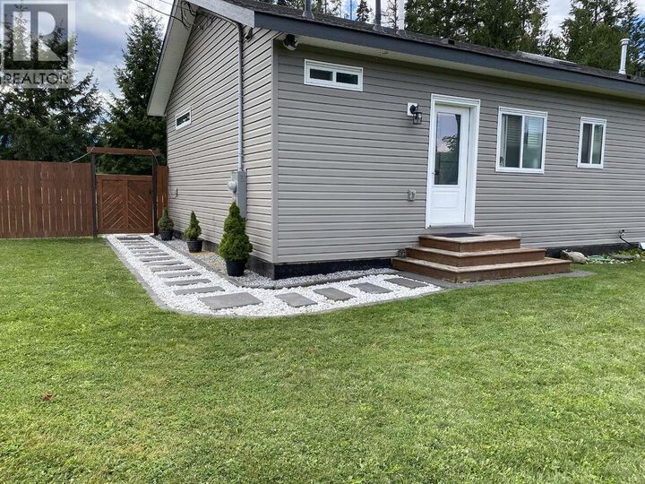 2704 Jacks Crescent — photo 1