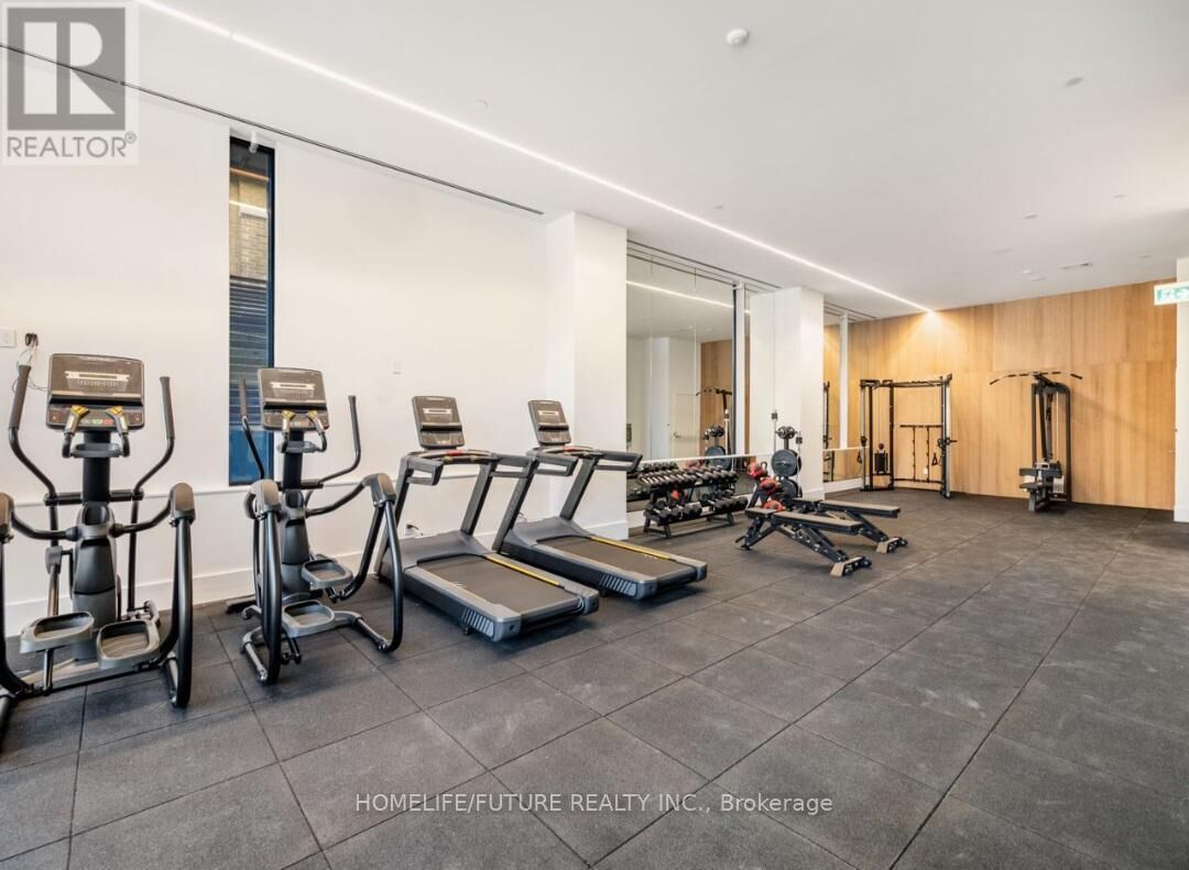 Property Photo: 1720 Bayview Avenue 430 ON M4G 0E5