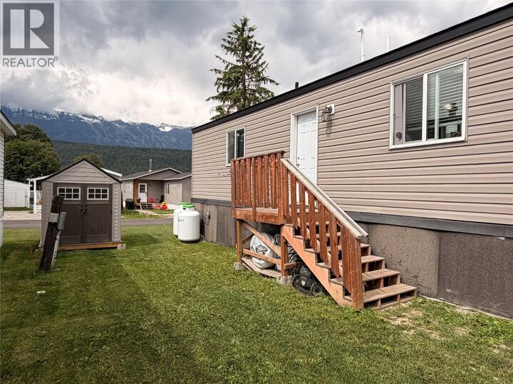 Property Photo:  1117 10th Avenue 5  BC V0A 1H2 