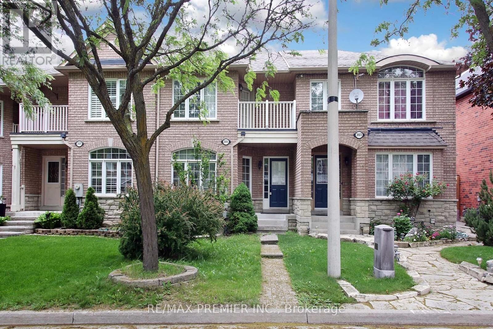 Property Photo:  205 Equator Crescent  ON L6A 2Y2 