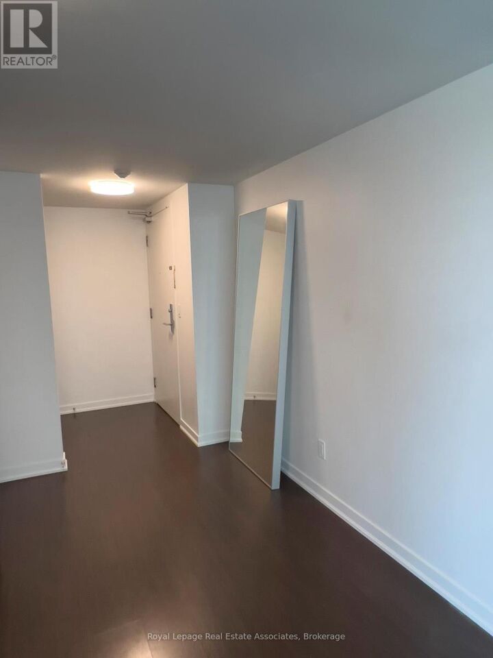 Property Photo:  55 East Liberty Street 410  ON M6K 3P9 
