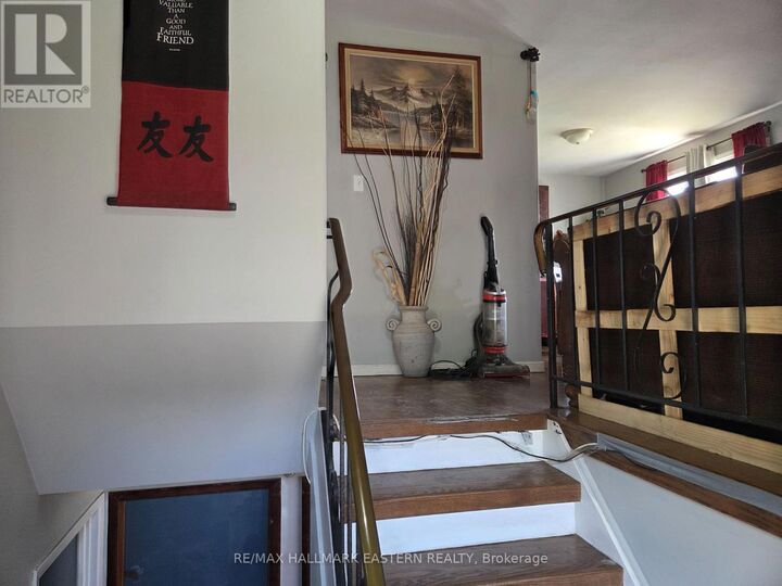 Property Photo:  618 Donegal Street  ON K9H 4M5 