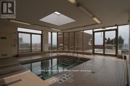 Property Photo:  1055 Bay Street 809  ON M5S 3A3 