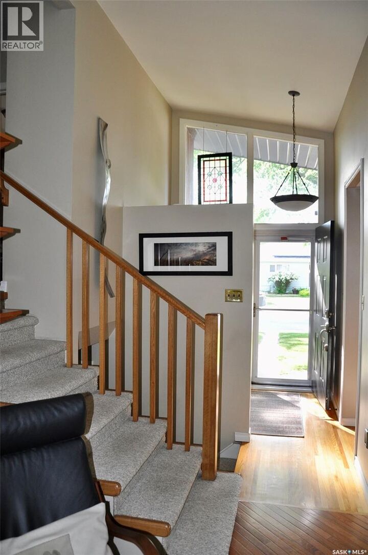 Property Photo:  1 Maclean Crescent  SK S7J 2R6 