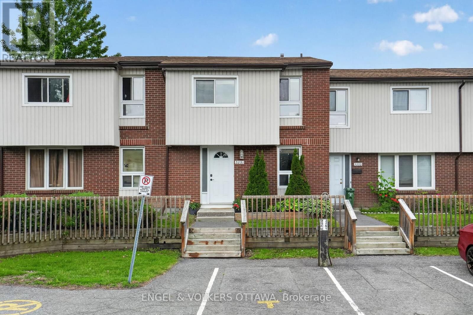 Property Photo:  3251 Bannon Way 46  ON K1T 1T2 