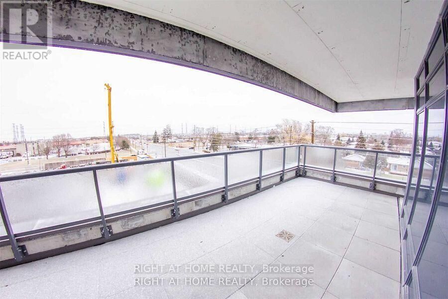 Property Photo:  1480 Bayly Street 413  ON L1W 1L8 