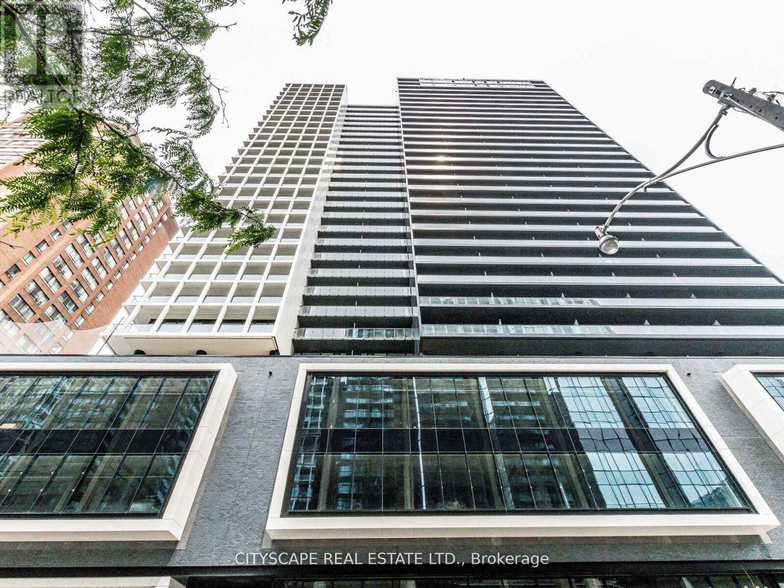 Property Photo:  20 North Edward Street 1302  ON M5G 0C5 