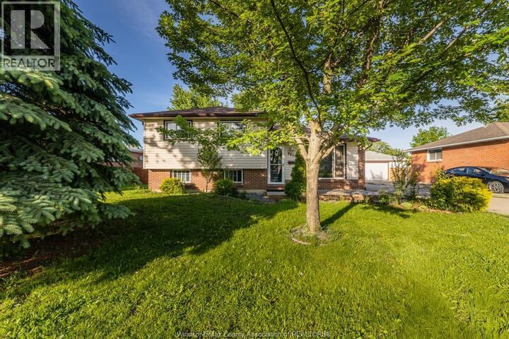Property Photo:  3018 Grandview Street  ON N8T 2L9 