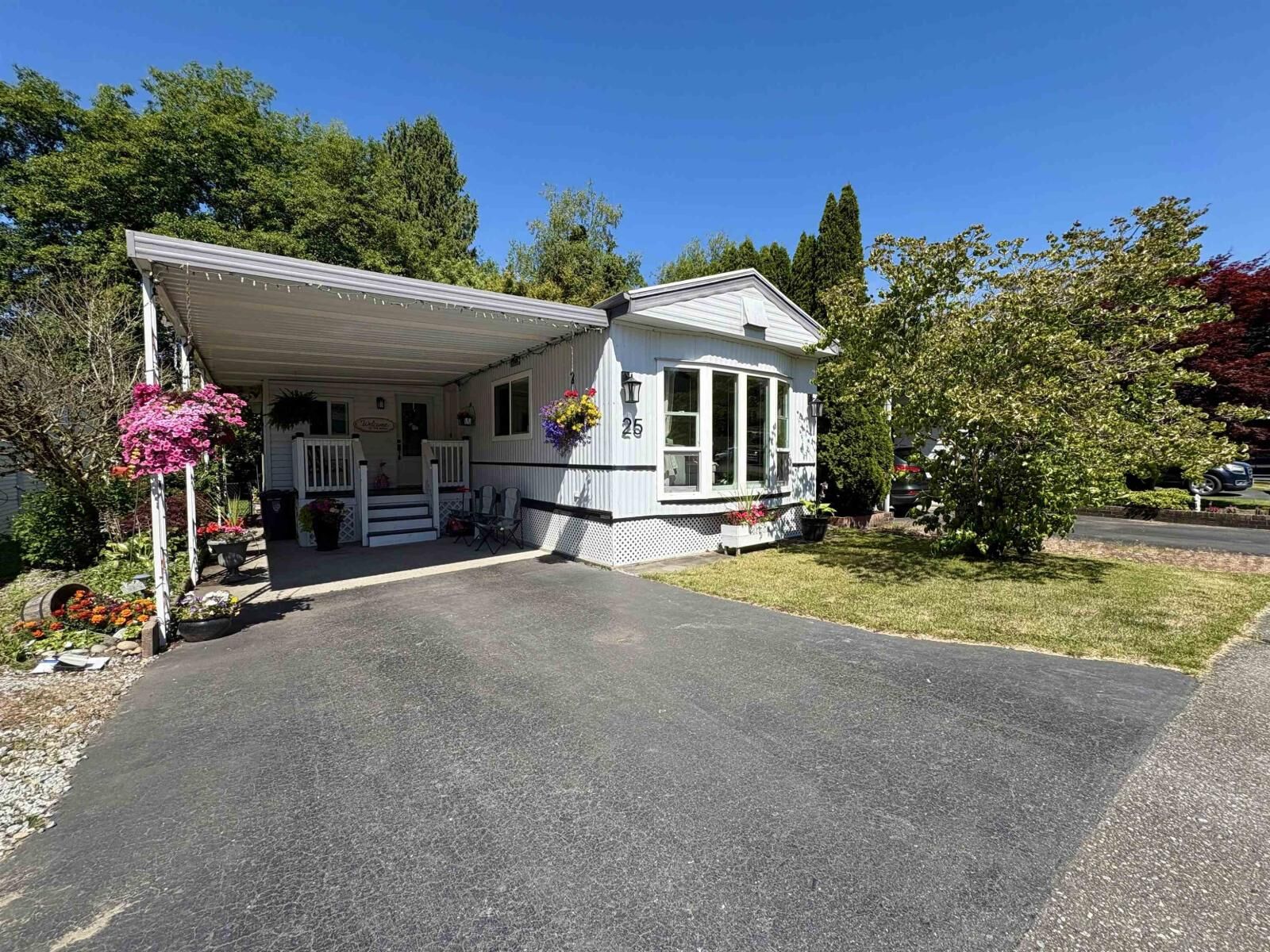 Property Photo: 2315 198 Street 25 BC V2Z 1Z1