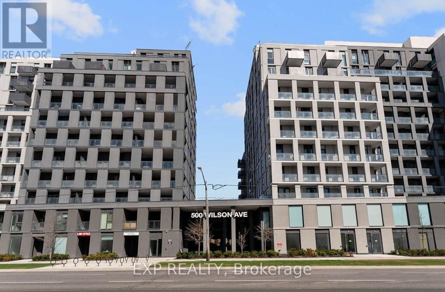 Property Photo:  500 Wilson Avenue 818  ON M3H 5Y9 