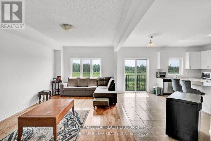 Property Photo:  377 Russell Street  ON N0C 1B0 