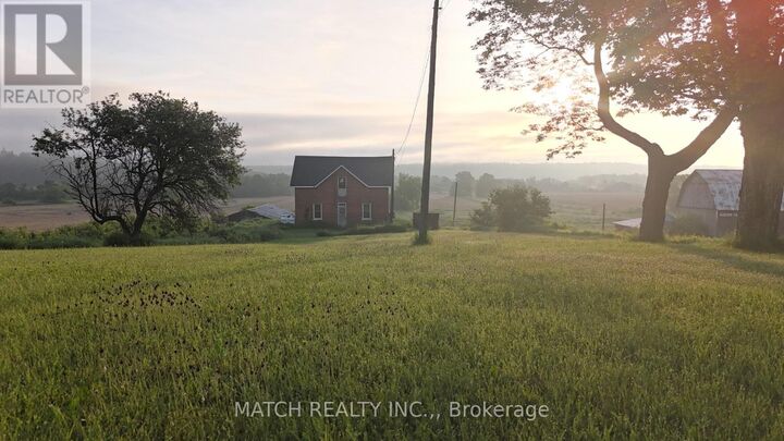 Property Photo:  20250 17 Highway  ON K0J 1K0 