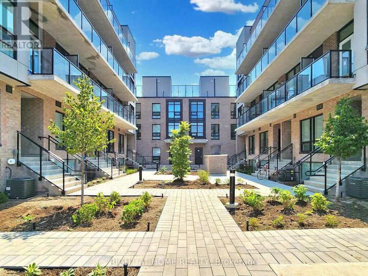 Property Photo:  851 Sheppard Avenue West 30  ON M3H 0G2 