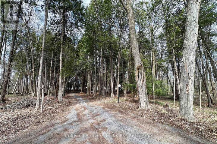 Photo de la propriété: 14900 Regional Rd 57 ON L0B 1B0