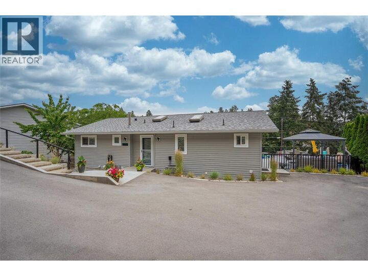 Property Photo: 12595 Taylor Place BC V0H 1Z8