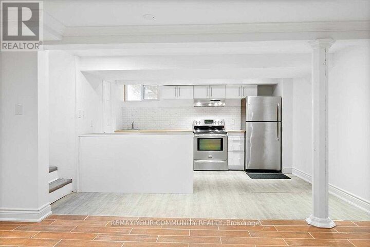 Property Photo: 93 Westmount Drive South Lower ON L3V 6E2