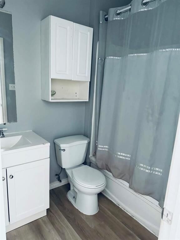 Property Photo: 639 Manitoba Avenue MB R2W 2H1