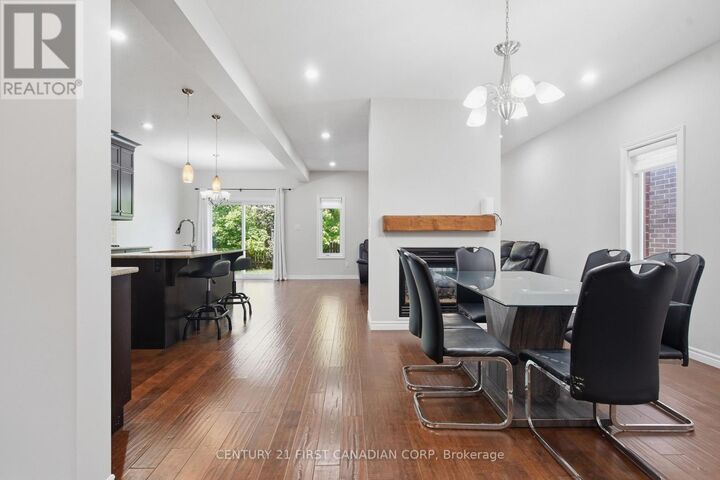 Property Photo: 3361 Paulpeel Avenue ON N6L 0A4