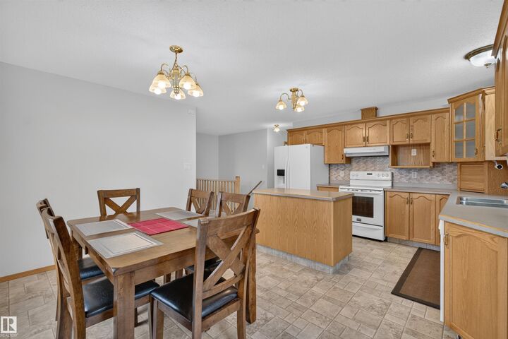 Property Photo:  2403 3 Avenue  AB T9M 0A4 