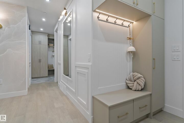 Property Photo: 3305 Chickadee Drive NW AB T5S 0V5