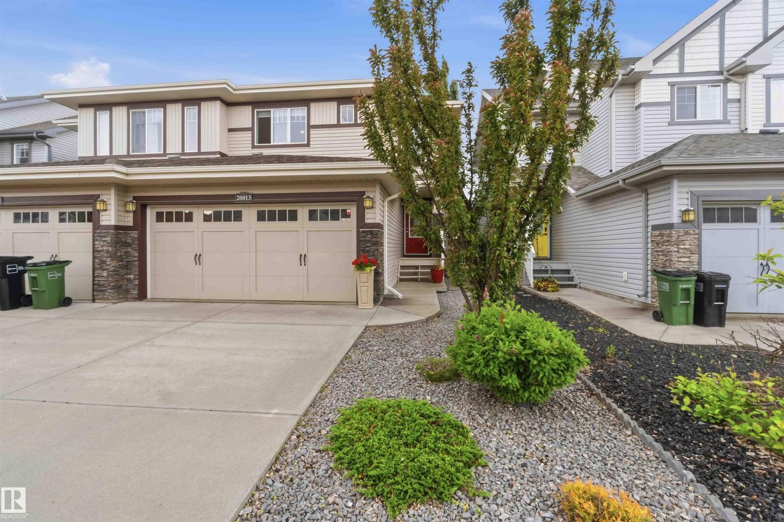 Property Photo:  20013 131 Avenue NW  AB T5S 0E1 