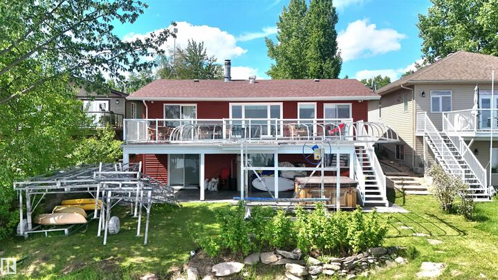 Property Photo: 467 Poplar Bay AB T0C 2V0