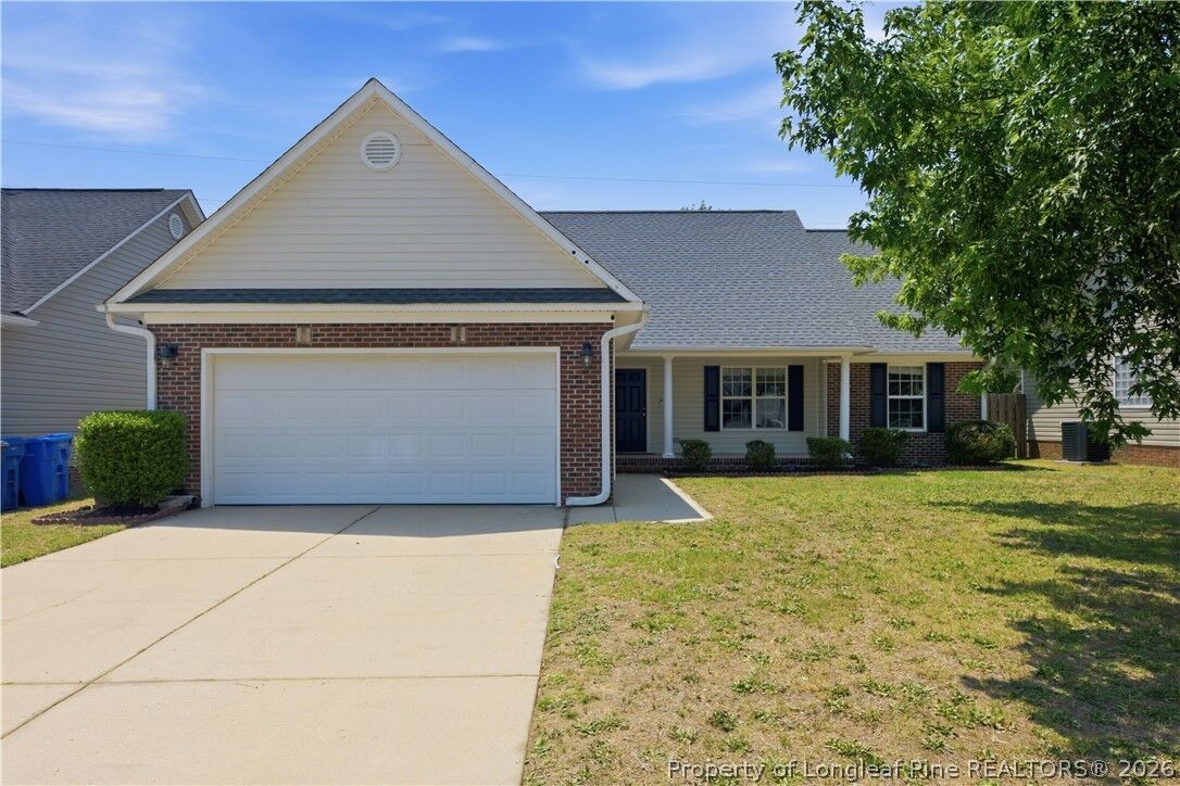 Property Photo:  2206 Foster Gwin Lane  NC 28304 