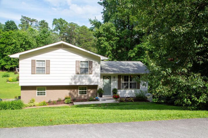 Property Photo:  11252 McGill Road  TN 37379 
