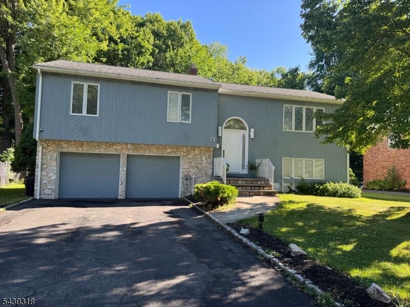 Property Photo: 23 Ashwood Dr NJ 07039