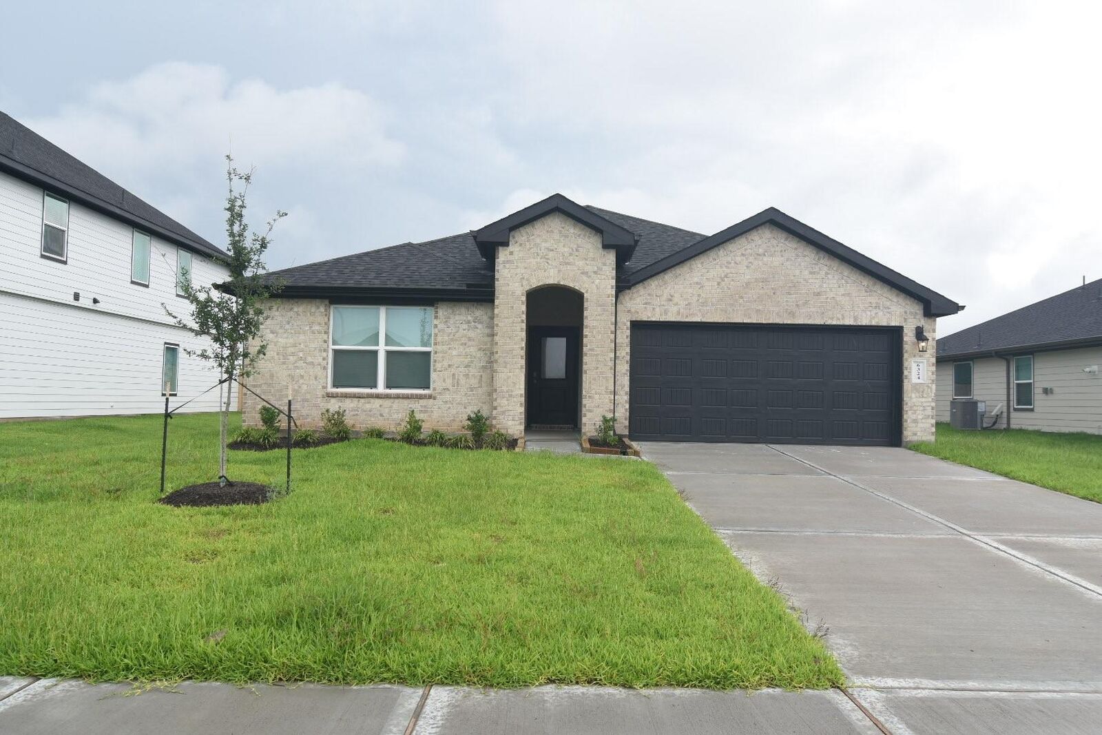 Property Photo:  6324 Amberose Peak Lane  TX 77469 
