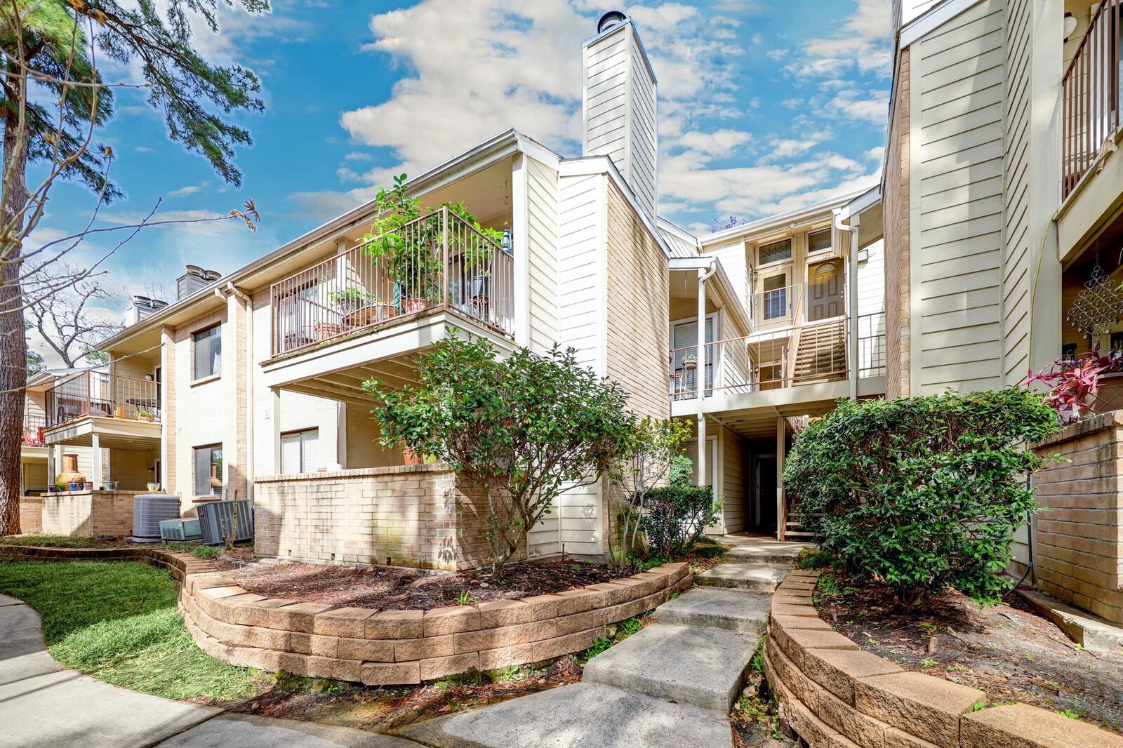 Property Photo:  3500 Tangle Brush Drive 119  TX 77381 