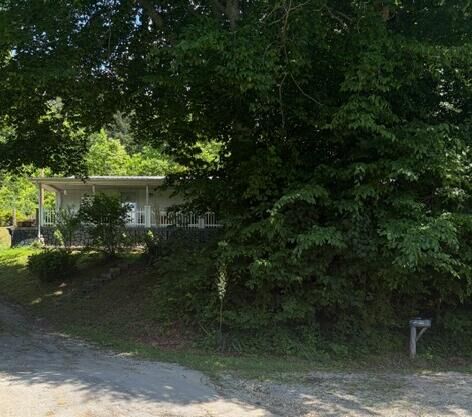 Property Photo: 270 McFadden Cemetery Road KY 40744