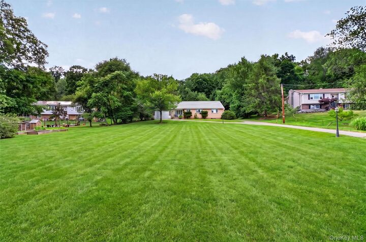 Property Photo:  29 Brandy Lane  NY 12590 