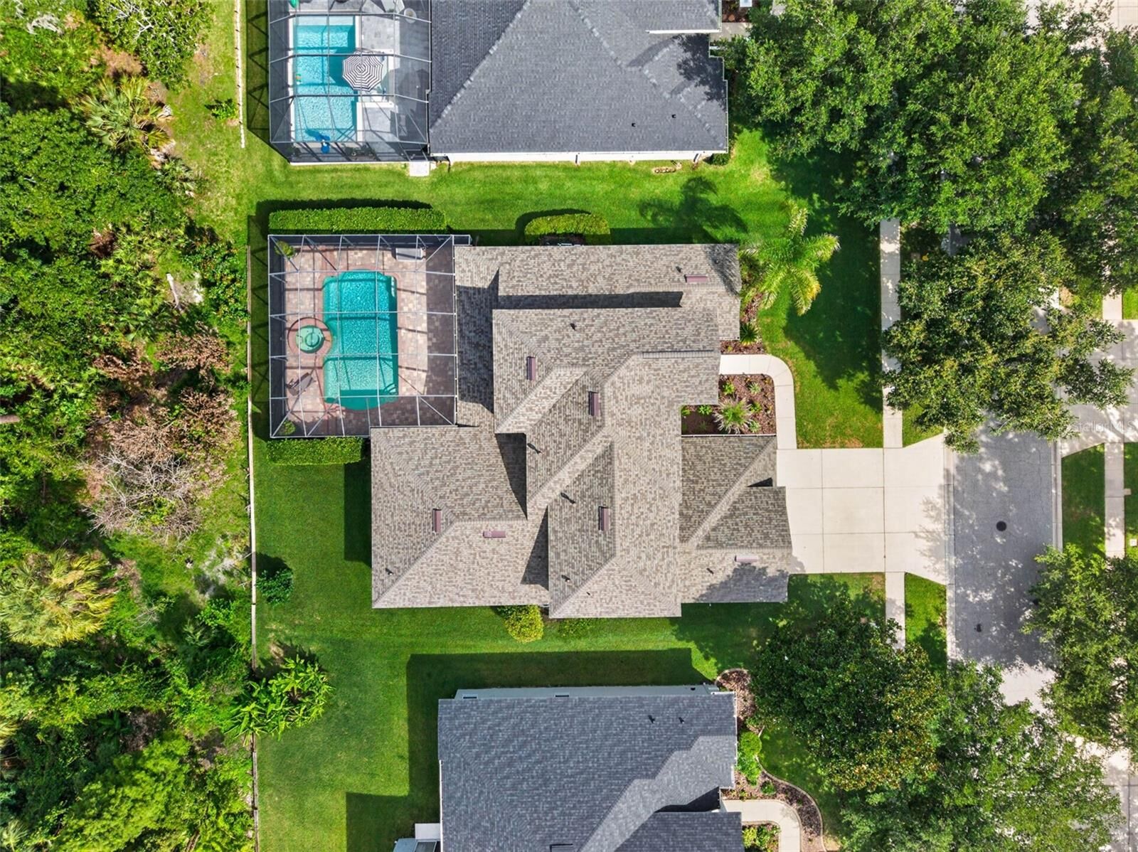 Property Photo:  5112 Abisher Wood Lane  FL 33511 