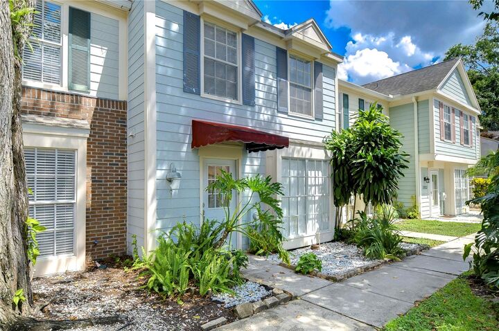 Property Photo:  13937 Fletchers Mill Drive  FL 33613 