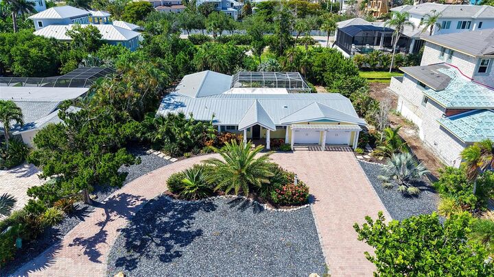 Property Photo: 602 Buttonwood Drive FL 34228