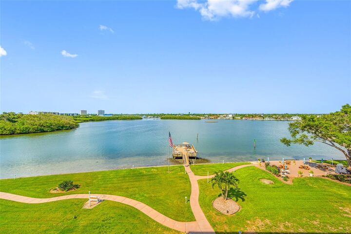 Property Photo:  1847 Shore Drive S 509  FL 33707 