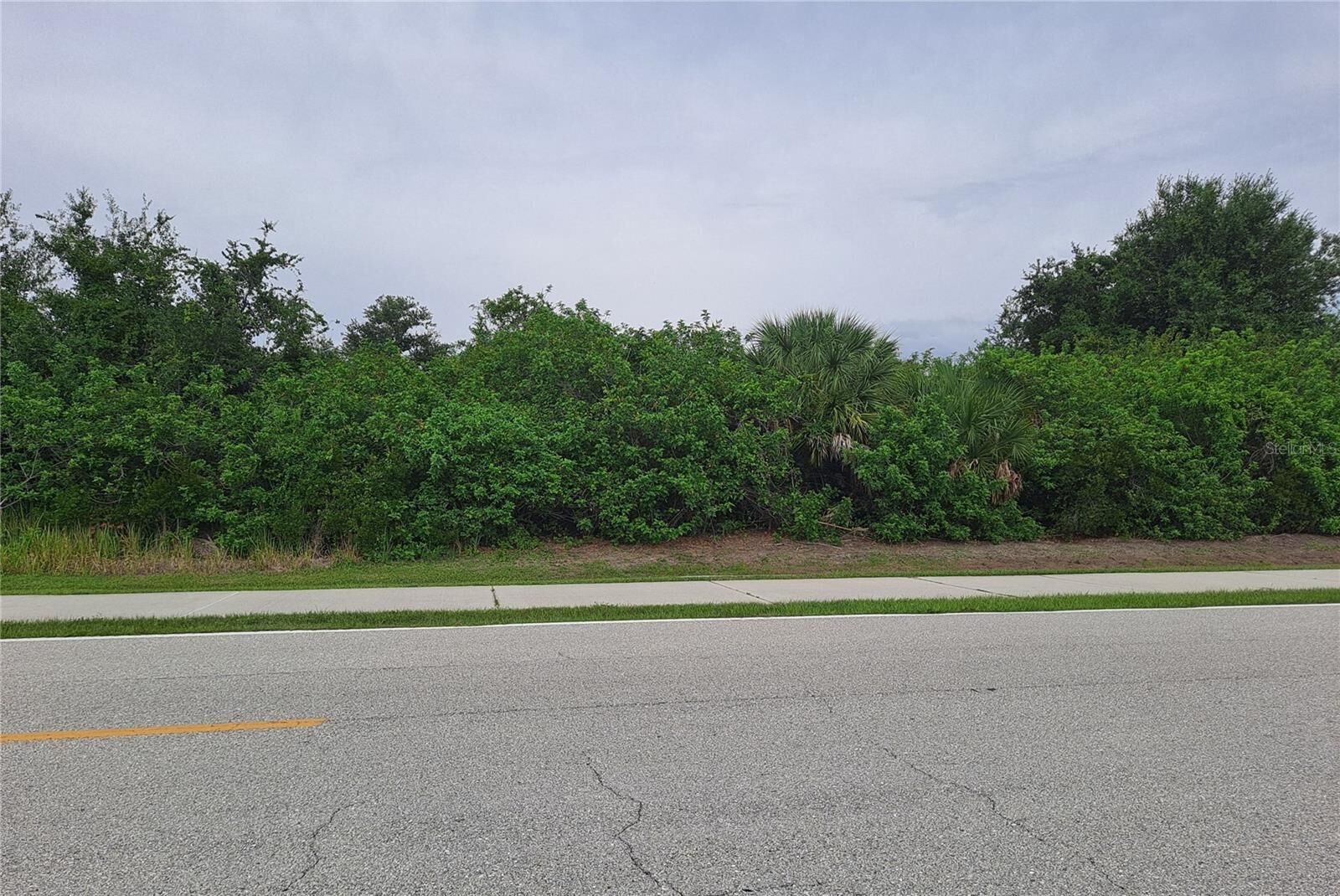 Property Photo: 10022 Calumet Boulevard FL 33981