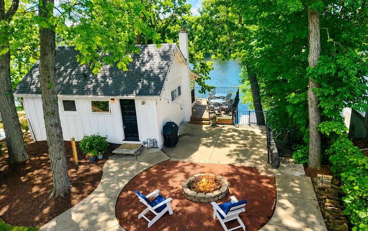 Property Photo:  W351n5464 Lake Dr  WI 53066 