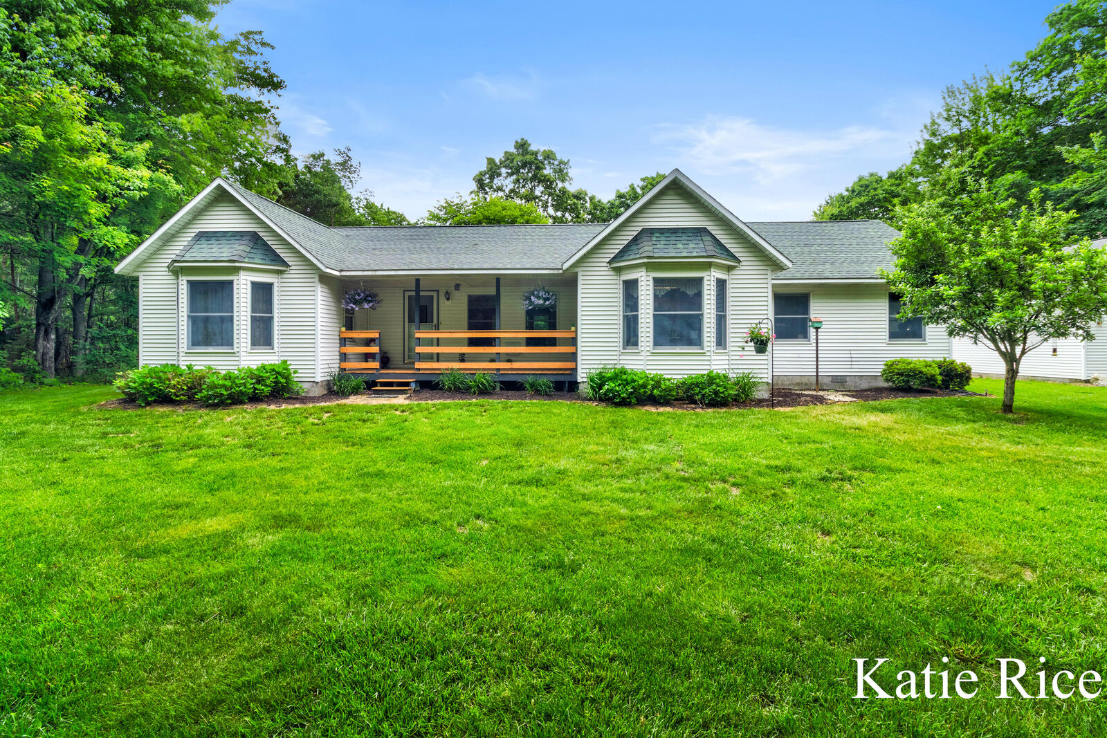 Property Photo: 9210 Lamos Road MI 49437