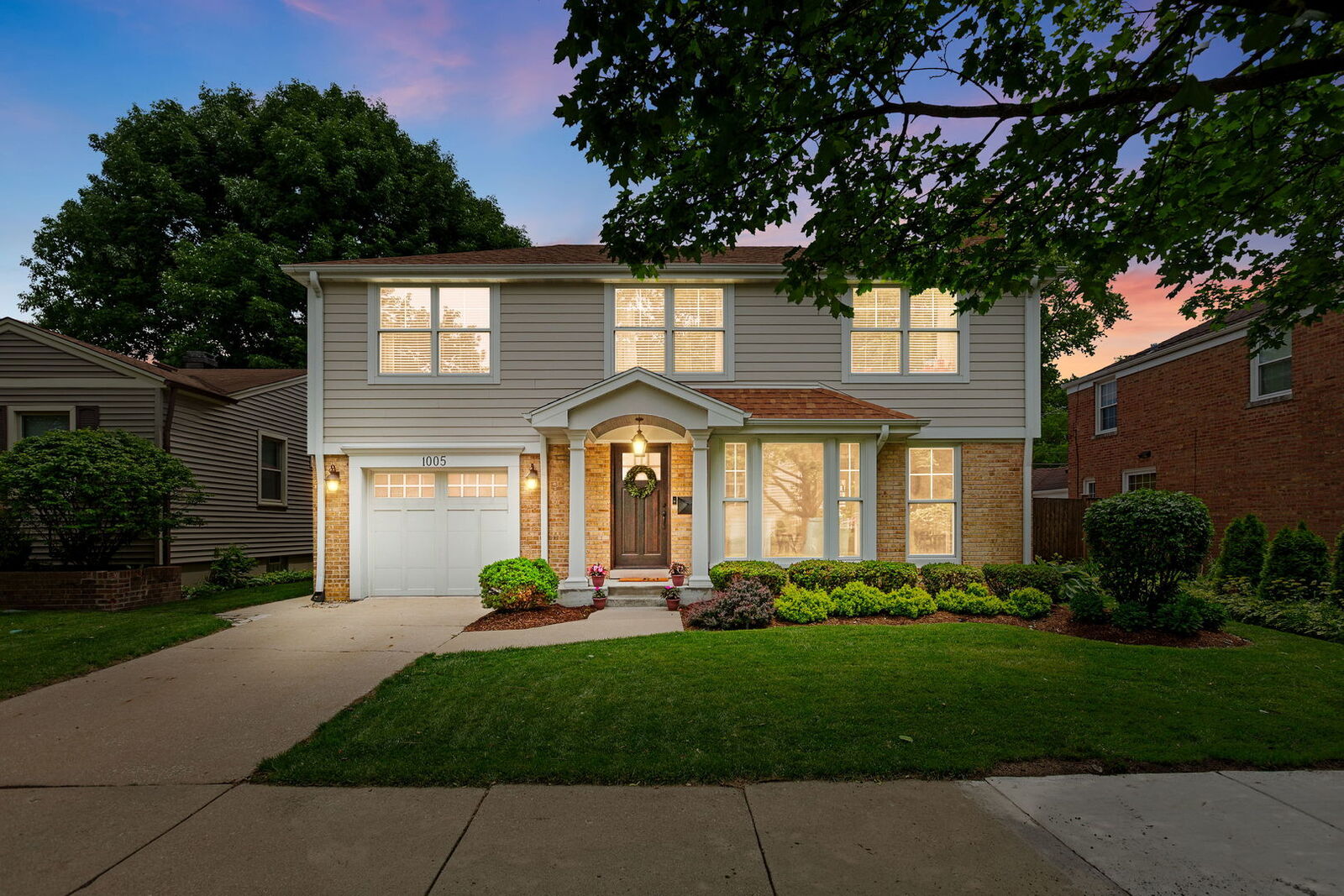Property Photo: 1005 N Race Avenue IL 60004