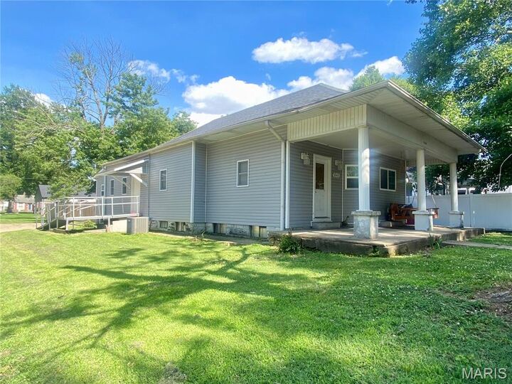 Property Photo:  846 Vernon Avenue  MO 63801 