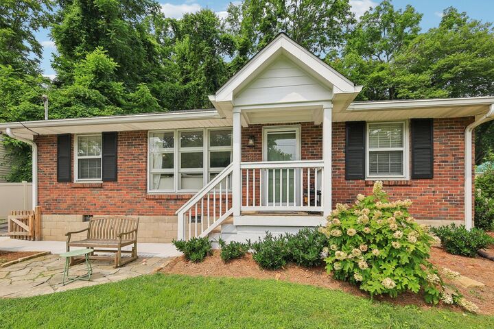 Property Photo: 3313 Colby Dr TN 37211