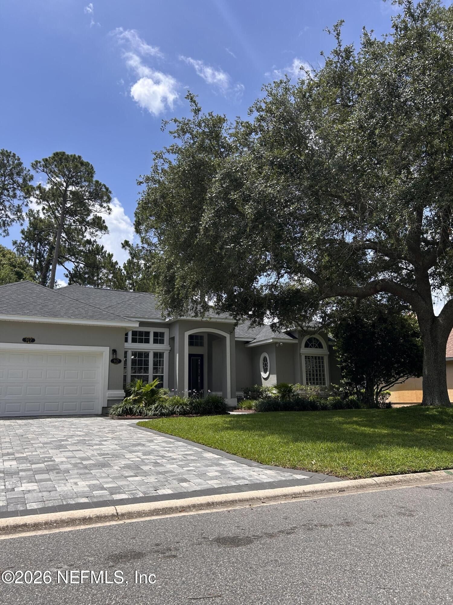Property Photo: 917 Oxford Drive FL 32084