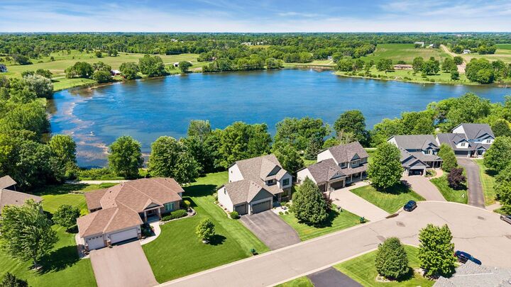 Property Photo: 1409 Allison Way MN 55313