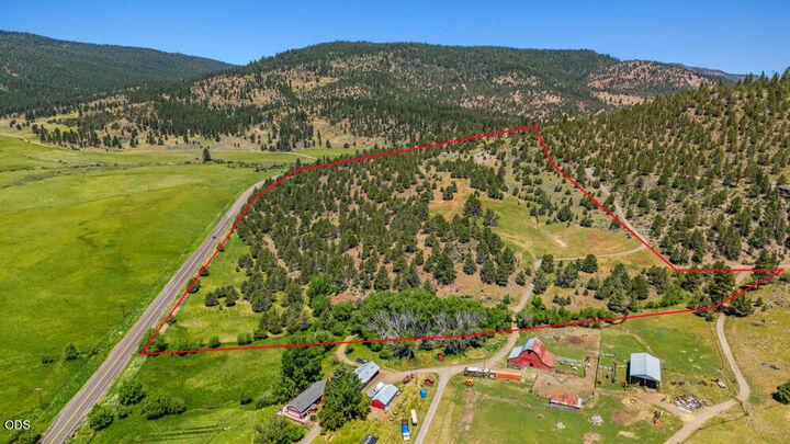 Property Photo: 25966 Sky Trails Road OR 97630