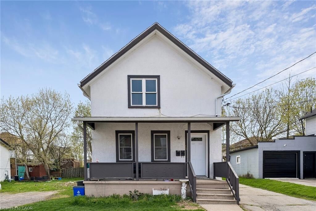 Property Photo: 26 Albina Street Upper ON L3C 1P3