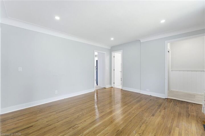 Property Photo:  6447 Burdette Drive  ON L2E 5H4 